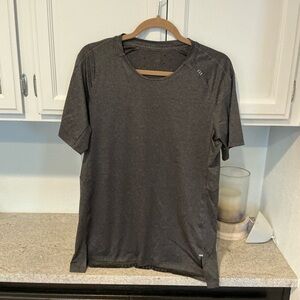 Men's Gray Athletic Shirt- Lululemon